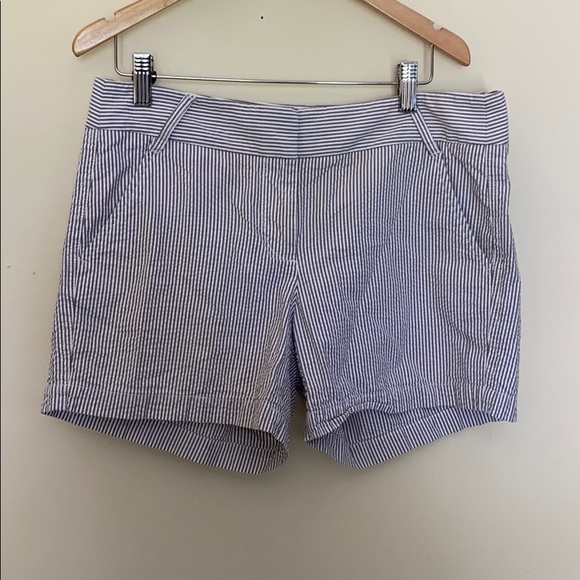 🩳🆕J. Crew Grey Seersucker Shorts🩳 - Picture 5 of 9